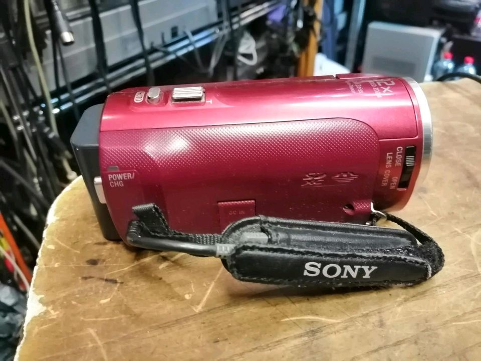 SONY HDR-CX220E, Digital HD Videocamera mit Zubehör!!!