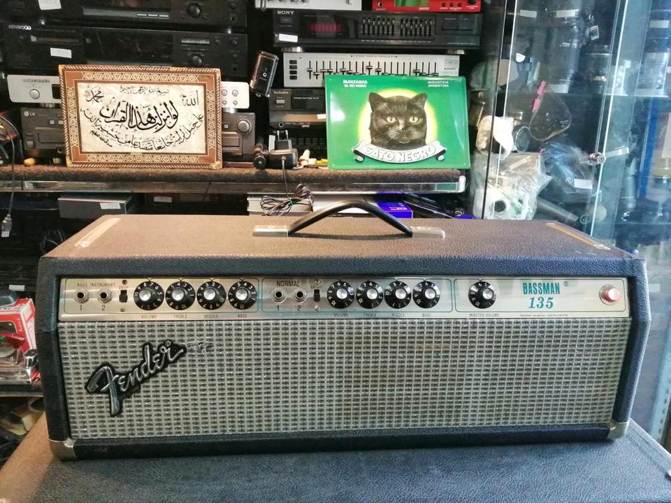 FENDER BASSMAN 135 Röhrenverstärker + BASSMAN Speaker