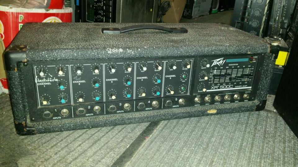 PEAVEY XR500C; Mixer AMP