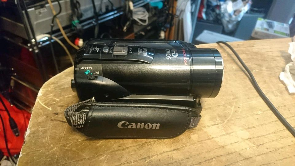 CANON LEGRIA HF M307 E, Videocamera mit Zubehör!!