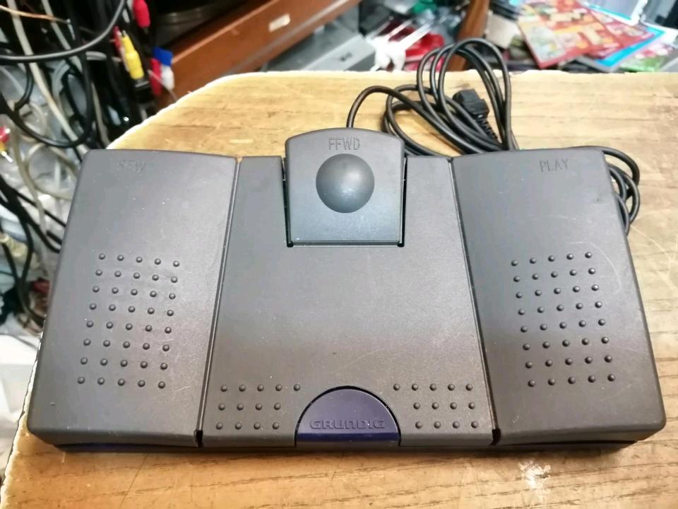 GRUNDIG Stenorette St3221, Wiedergabegerät mit Zubehör!!!