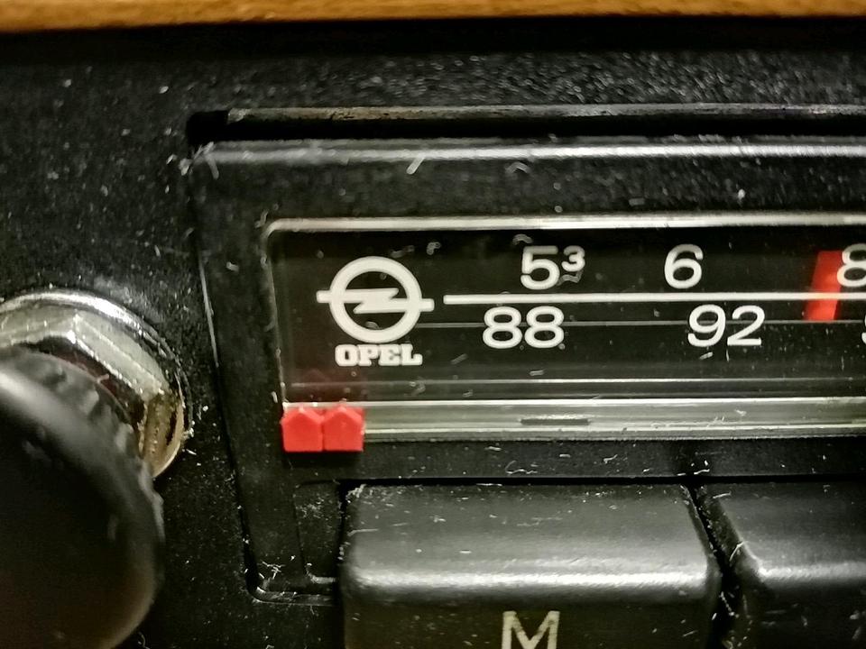 Ftz U 108 Oldtimer Opel, Auto-Radio,, guter Zustand!!