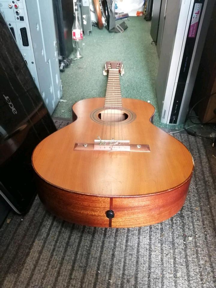 FRAMUS "Built in the heart of the Bavaria! Gitarre!!