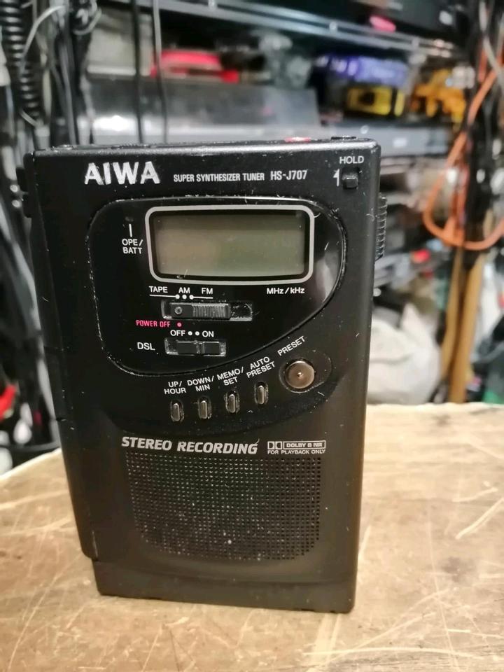 AIWA HS-J707, Walkman mit Batterie-Fach, DEFEKT!!!