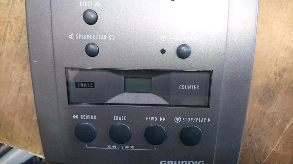 GRUNDIG Dt3110, Diktiergerät mit Zubehör, NEU!!