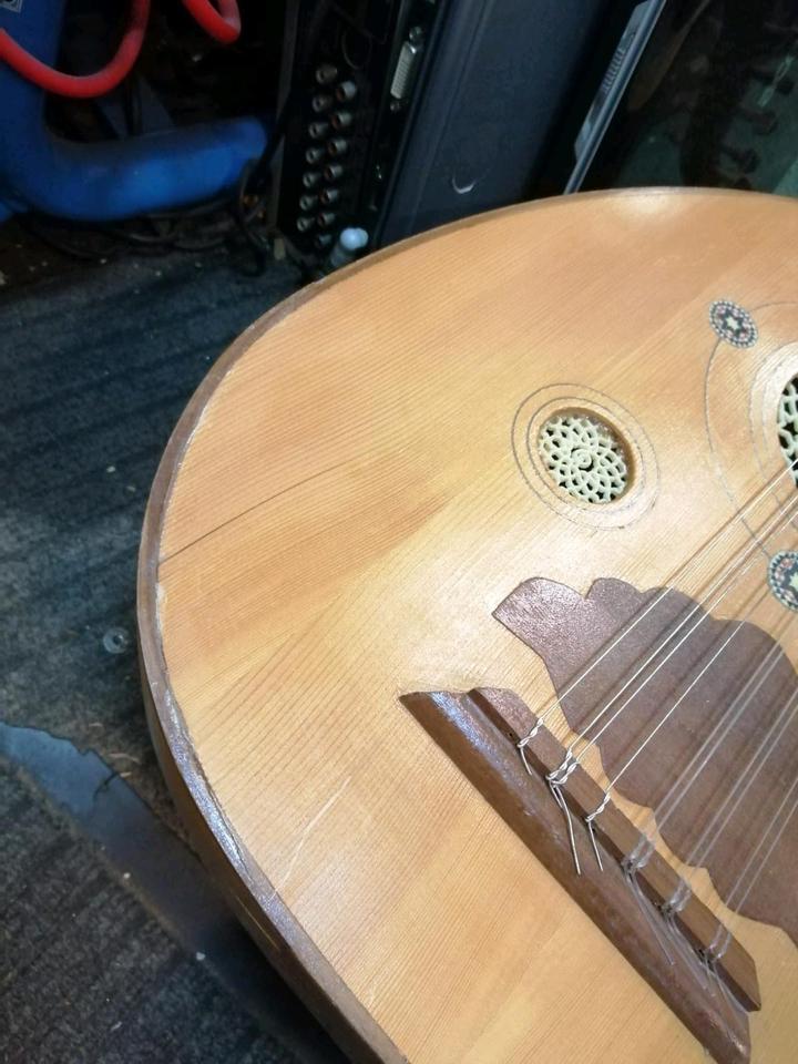 OUD arabisch "Yasen Ali Khalifa" Baujahr: 1990, made in Syrien!!