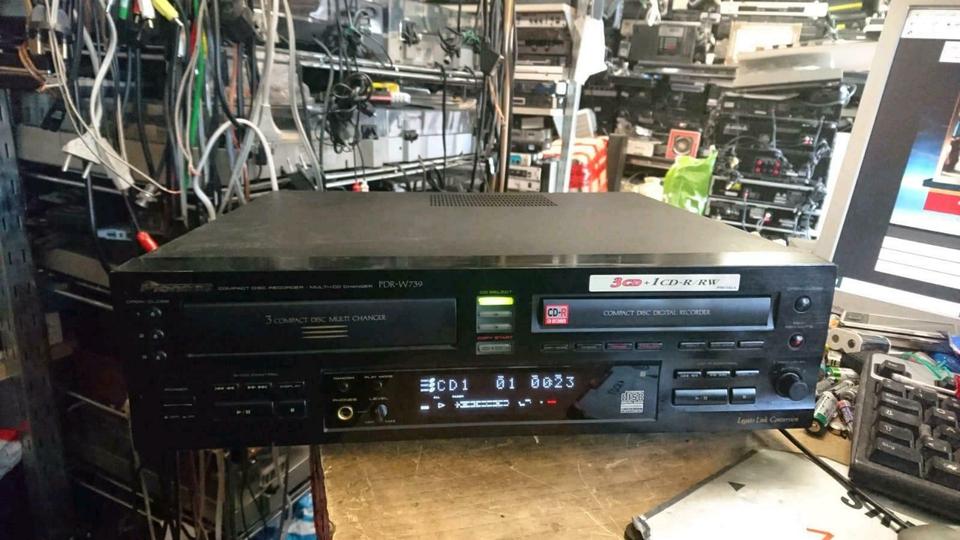 PIONEER PDR-W739, CD-Recorder+3fach-CD-Wechsler, etwas DEFEKT!!