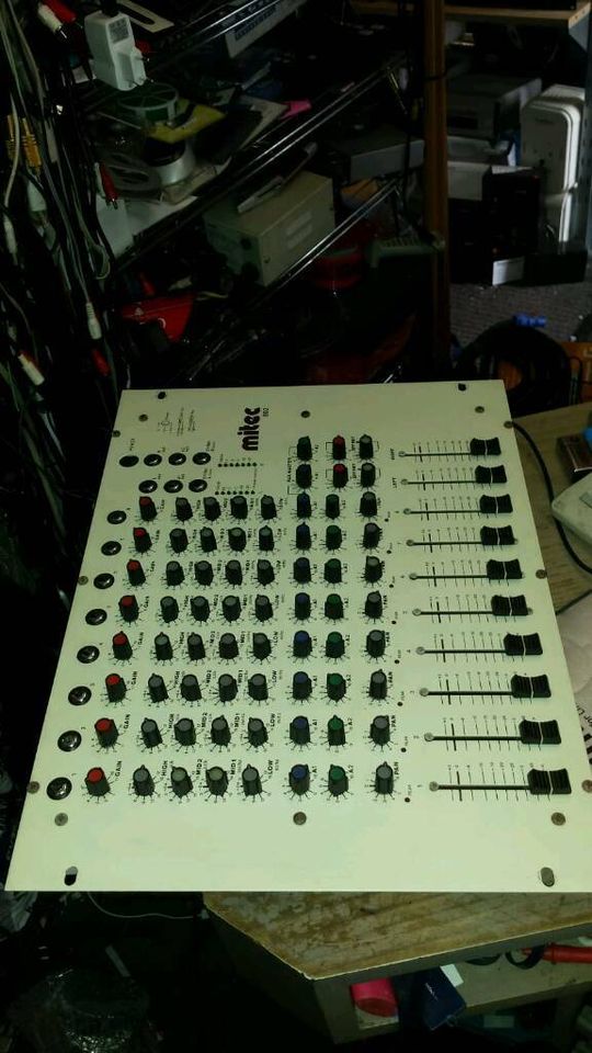 MITEC 802; 8-Kanal-Mixer mit Original-Adapter, toll