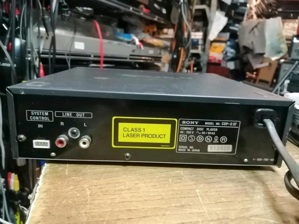 SONY CDP-S37, CD-Player OHNE Fernbedienung!!