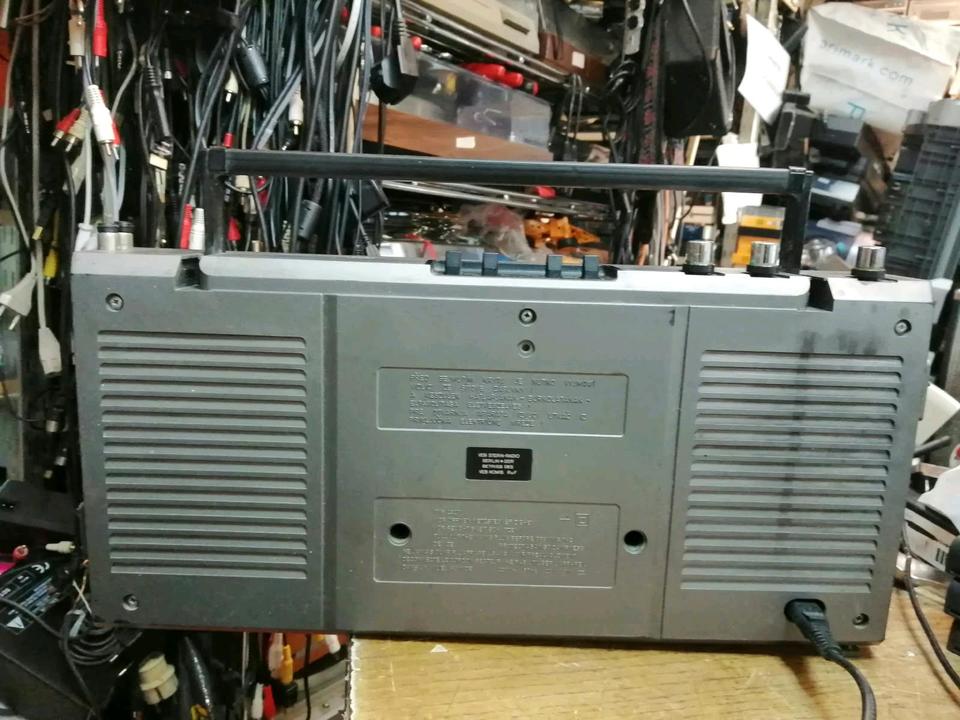 RFT SKR 700, Radio-Cassetten-Recorder, etwas DEFEKT!!