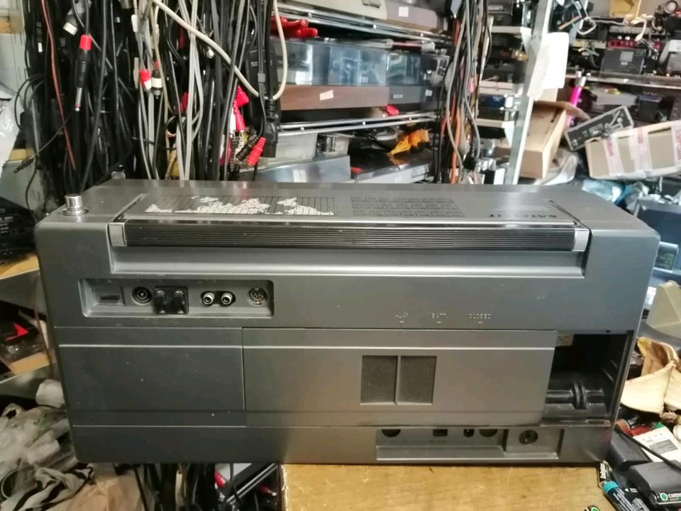 GRUNDIG Satellit Professional 650, Radio