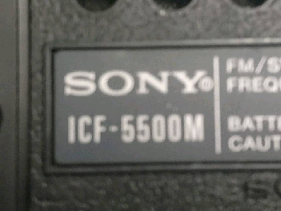 SONY ICF-5500M, Radio mit Original-Adapter!!