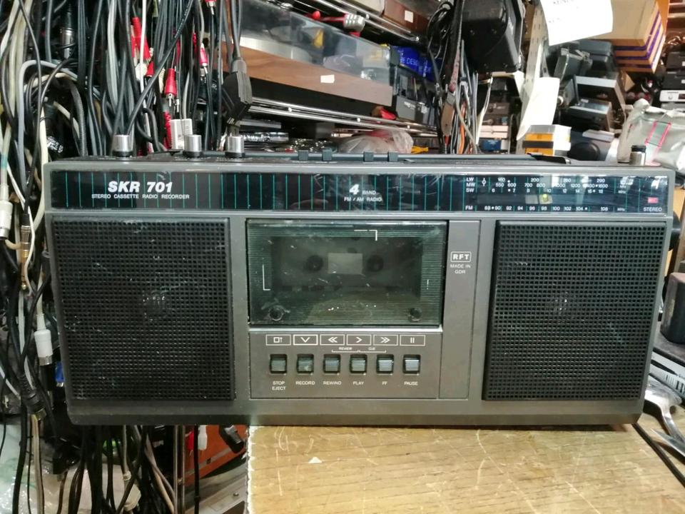 RFT SKR 701, Radio-Cassetten-Recorder, etwas DEFEKT!!