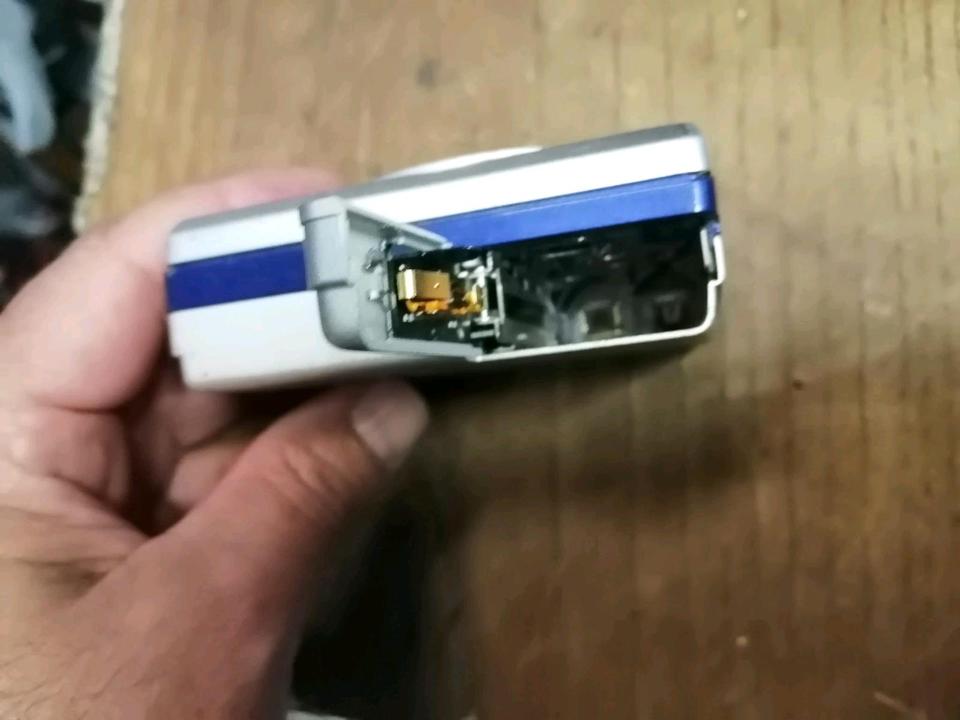 SHARP MD-MT15, Portable Minidisc-Recorder, DEFEKT!!!