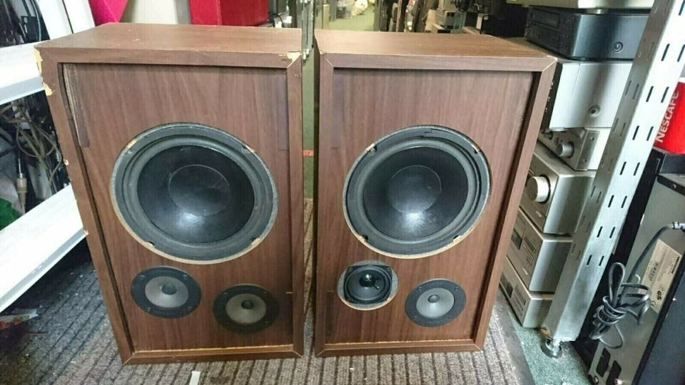 2 MARANTZ HD44 Boxen, funktionieren gut, Furnier etwas ab