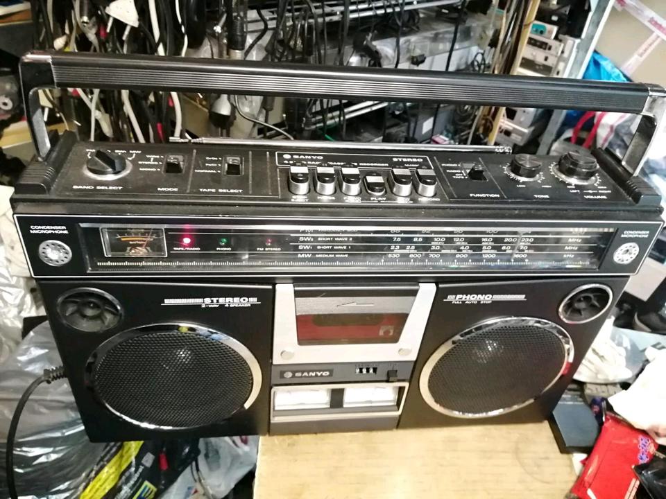 SANYO M 4500KE, Radio-Cassetten-Recorder mit Netzkabel!!