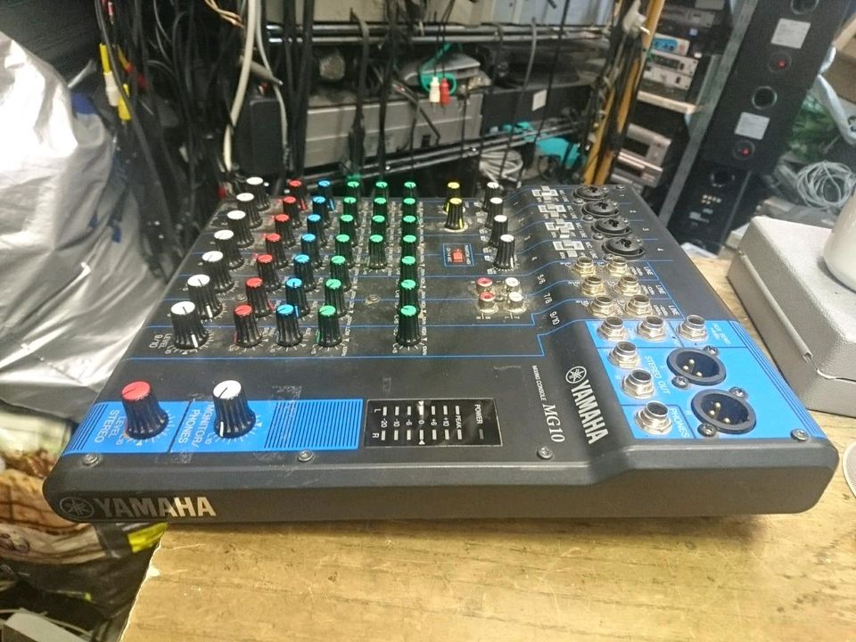 YAMAHA MG10 Mixer mit NEUEN Adapter!!!