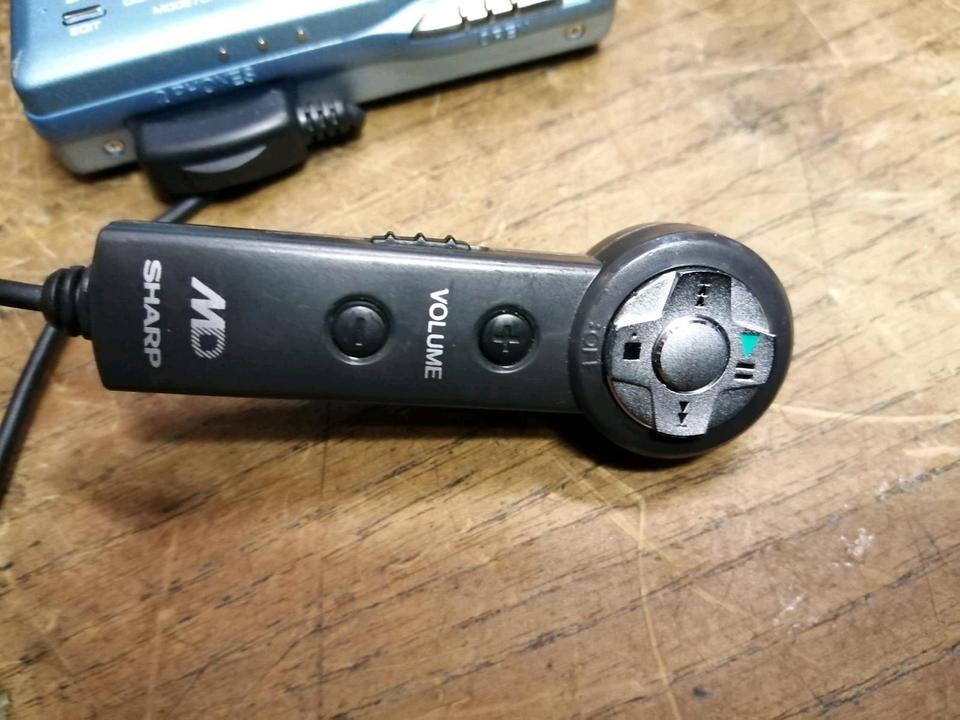 SHARP MD-MT88H(BL), MiniDiscman mit Zubehör!!!