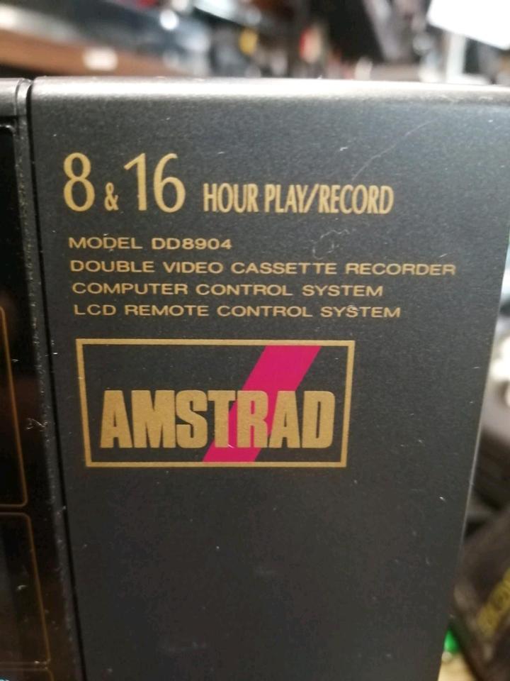 AMSTRAD DD8904, Doppel-Videocassettenrecorder, DEFEKT!,,