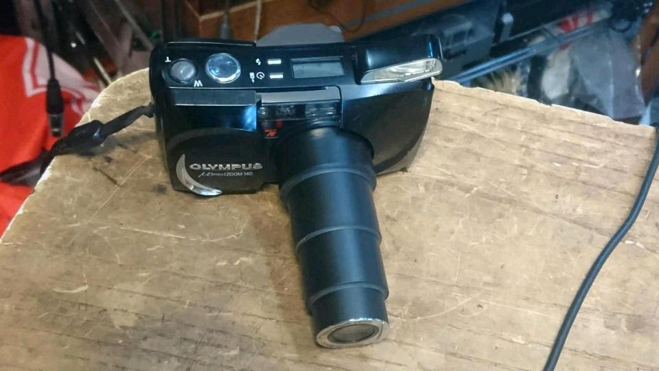 OLYMPUS MJU: ZOOM 140, Analog-Kamera