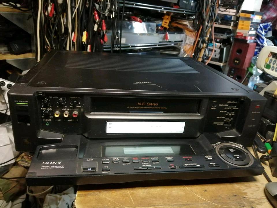 SONY SLV-E9VC, Videocassettenrecorder, DEFEKT!!!
