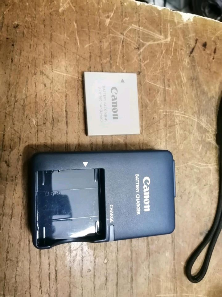 CANON Digital IXUS 82 IS, Digital-Kamera mit Zubehör!!