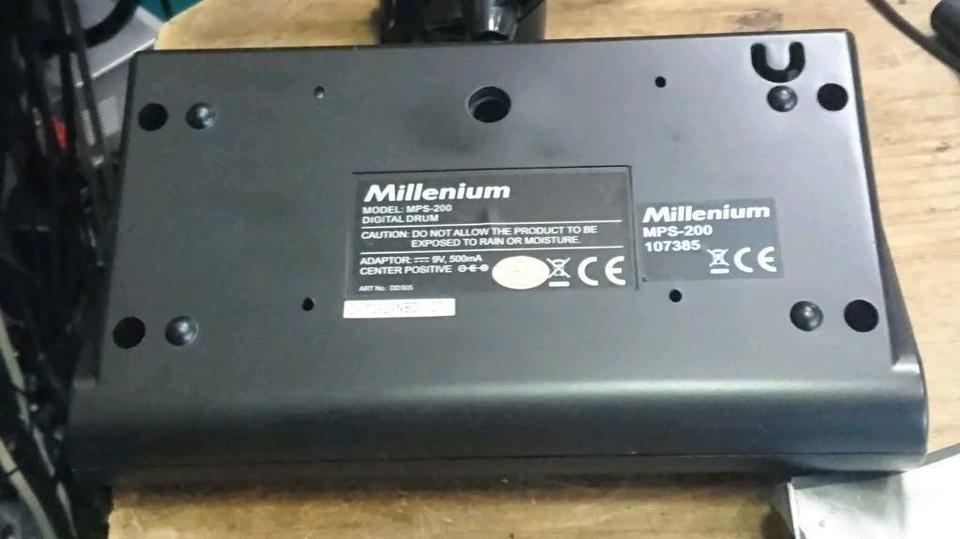 MILLENNIUM MPS-200 Digital Drum mit Universal-Adapter+Halterung