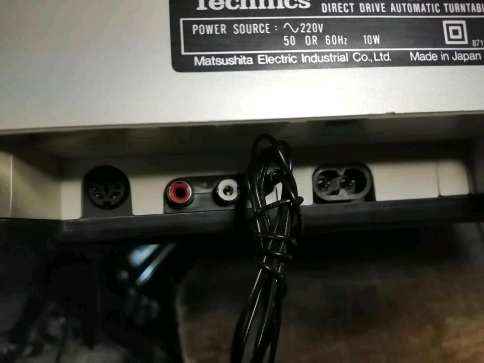 TECHNICS SL-DL5, Plattenspieler, etwas DEFEKT!!!