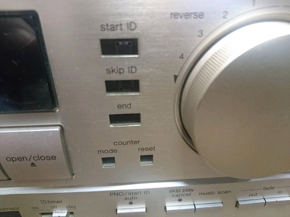 TECHNICS SV-DA10 DAT Recorder, DEFEKT!!!