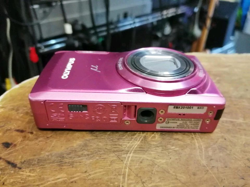 OLYMPUS M7050, Digital-Kamera mit Zubehör!!