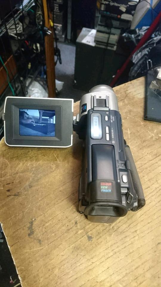 SONY DCR-TRV15E, MiniDV-Videocamera mit Zubehör!!