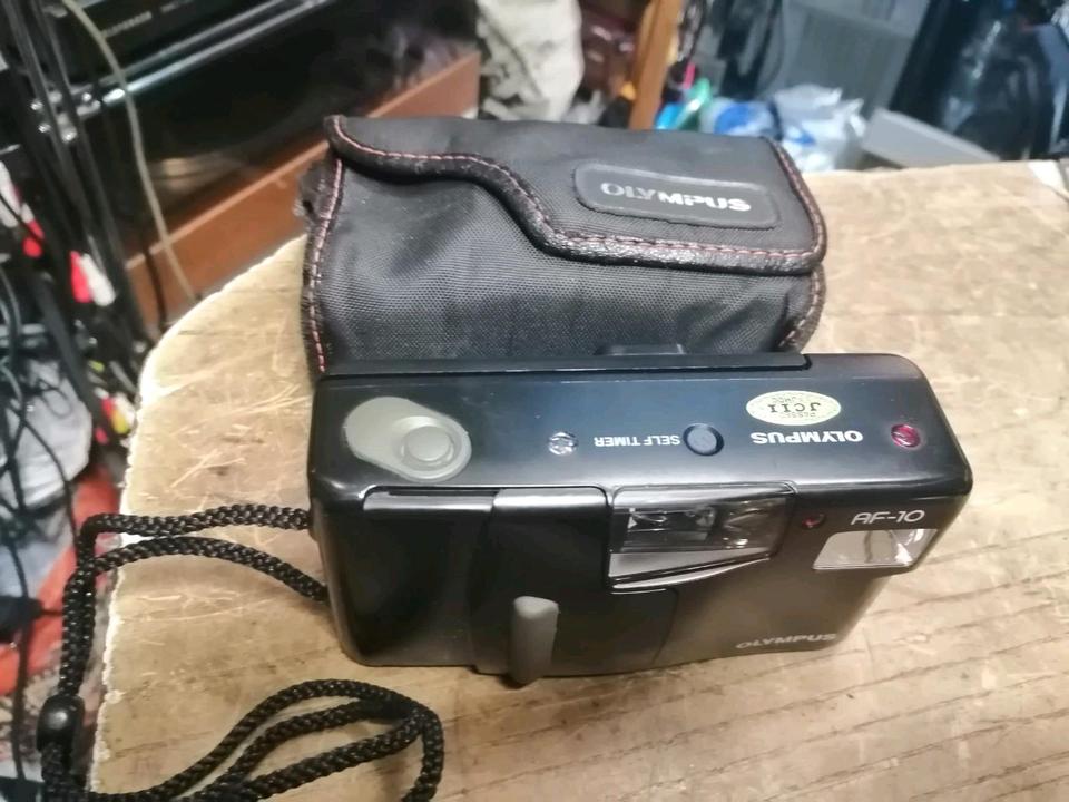 OLYMPUS AF-10, Analog-Kamera mit Original-Tasche!!!