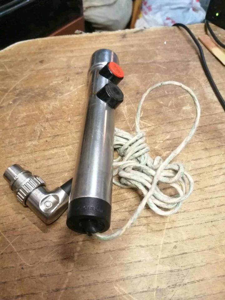 PEIKER TM 110 TFR Mikrofon mit Halterung!!