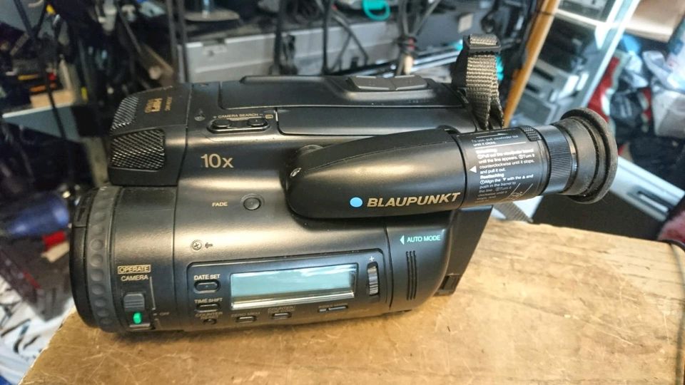 BLAUPUNKT CC 894, Videocamera Hi8 und Video 8, mit Zubehör!!