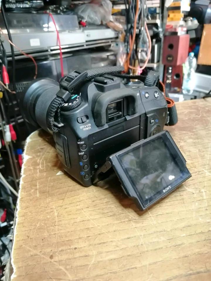 SONY ALPHA A350, Digital-Kamera + Objektiv und Zubehör!!