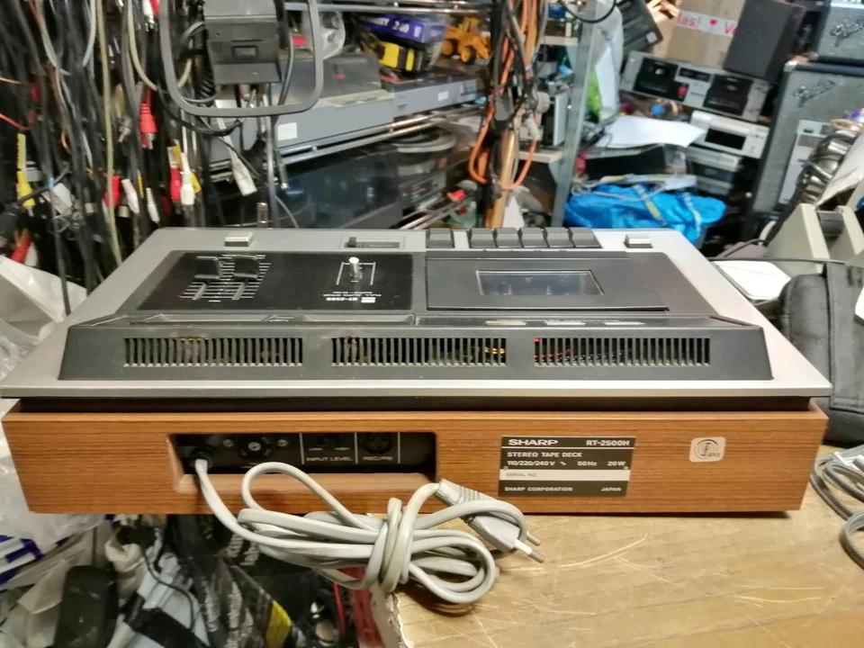 SHARP RT-2500H, Stereo Tape Deck/Cassetten-Recorder, DEFEKT!!!