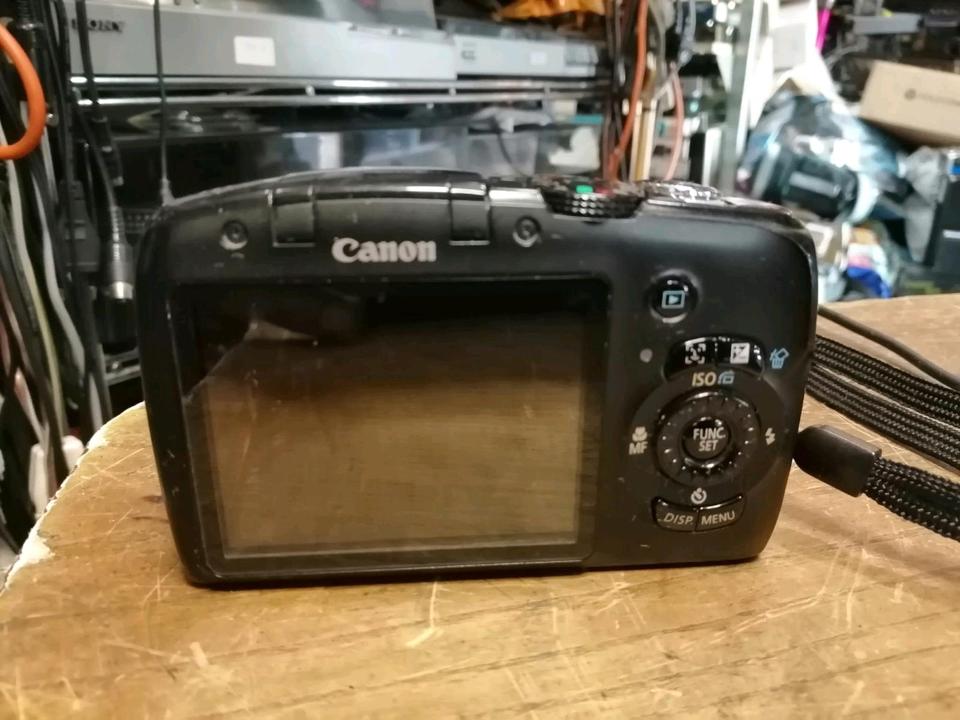 CANON PowerShot SX120 IS, Digital-Kamera OHNE Batterien!!!