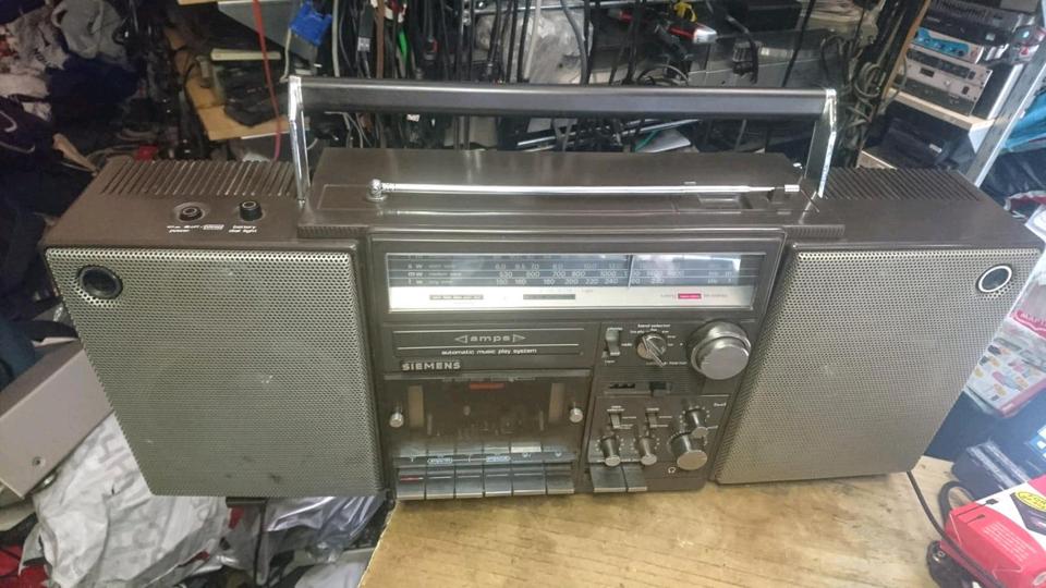 SIEMENS Club 736, Radio-Cassetten-Recorder, DEFEKT!!