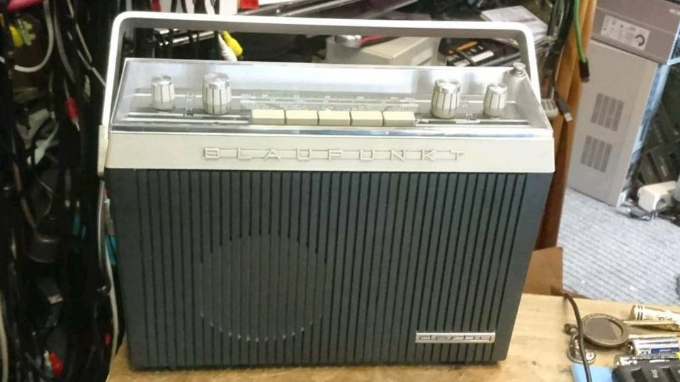 BLAUPUNKT "Derby" tolles Koffer-Radio OHNE Adapter, guter Zustand