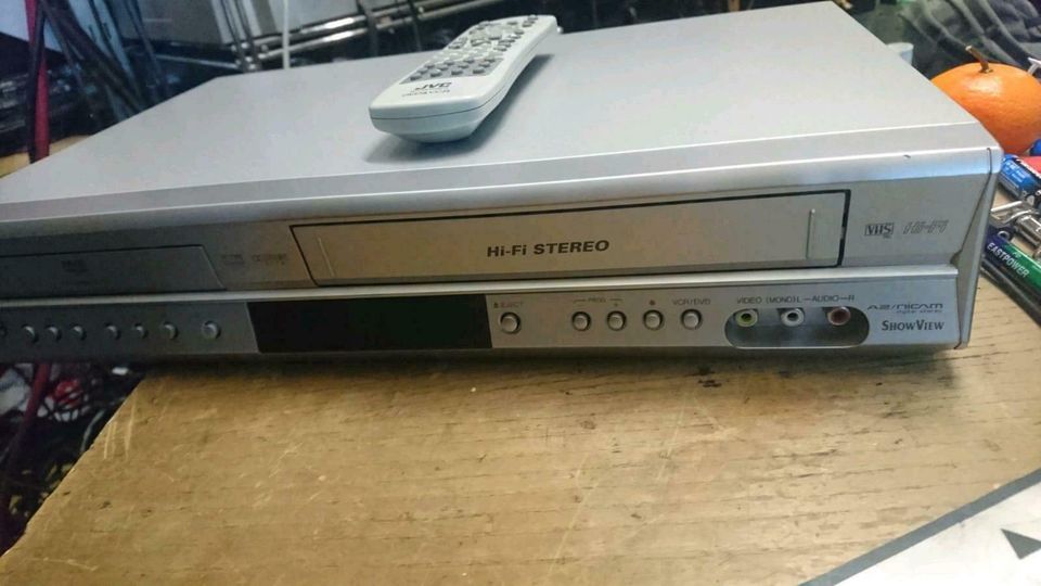 JVC HR-XV28SE, DVD-Player/Videocassettenrecorder, Kombigerät