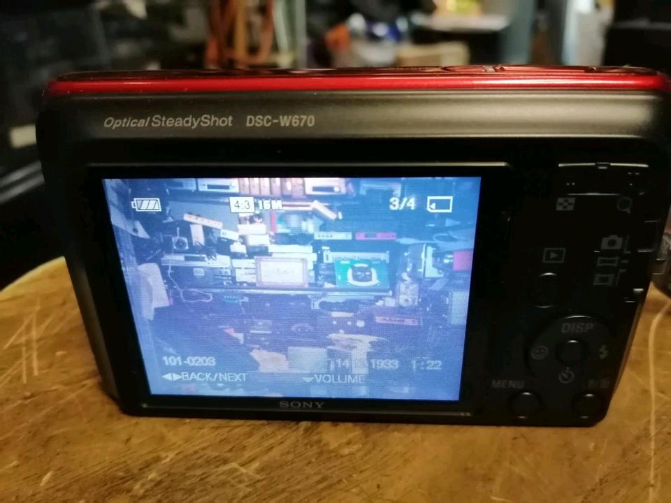 SONY Optical SteadyShot DSC-W670, Digital-Kamera mit Zubehör!!