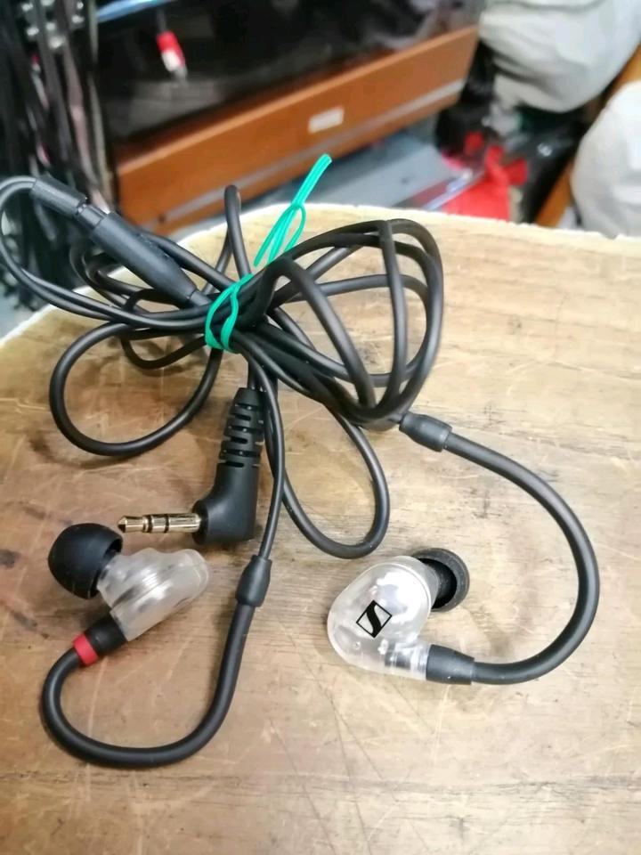 SENNHEISER IE 100 PRO, Kopfhörer, sehr guter Zustand!!!