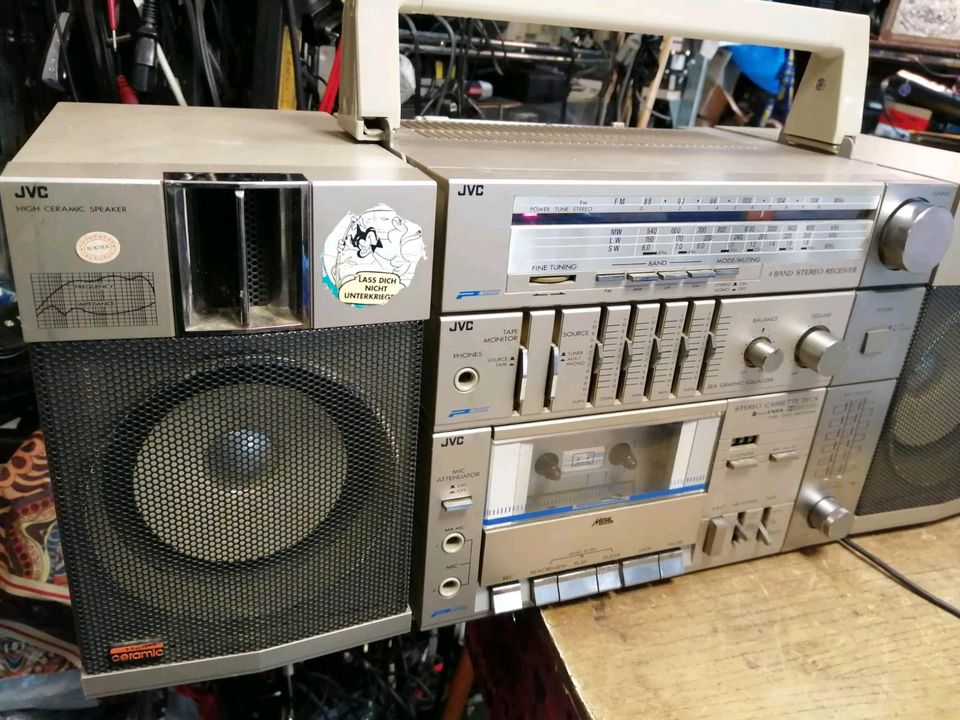 JVC PC-R11L, Receiver/Radio-Cassetten-Recorder, etwas DEFEKT!!!