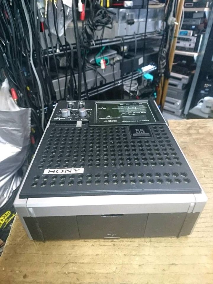 SONY ICF-5500M, Radio mit Original-Adapter!!