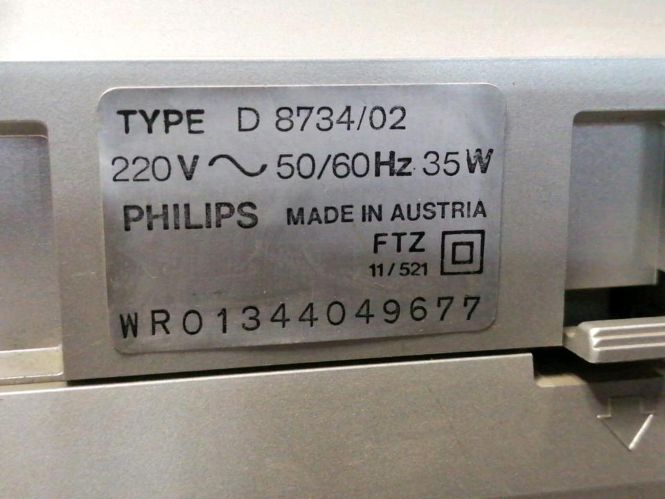 PHILIPS D 8734 AM-FM 4BAND Receiver, etwas DEFEKT!!