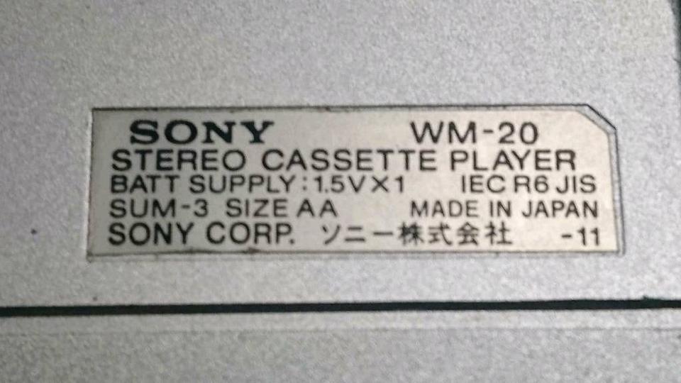 SONY WM-20 Stereo Cassette Player/Walkman DEFEKT!