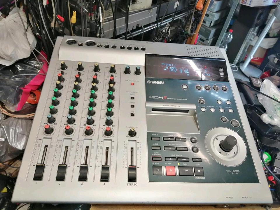 YAMAHA MD4S Multitrack MD Recorder/Mixer mit Minidisc!