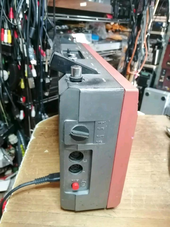 RFT SKR 700, Radio-Cassetten-Recorder, etwas DEFEKT!!