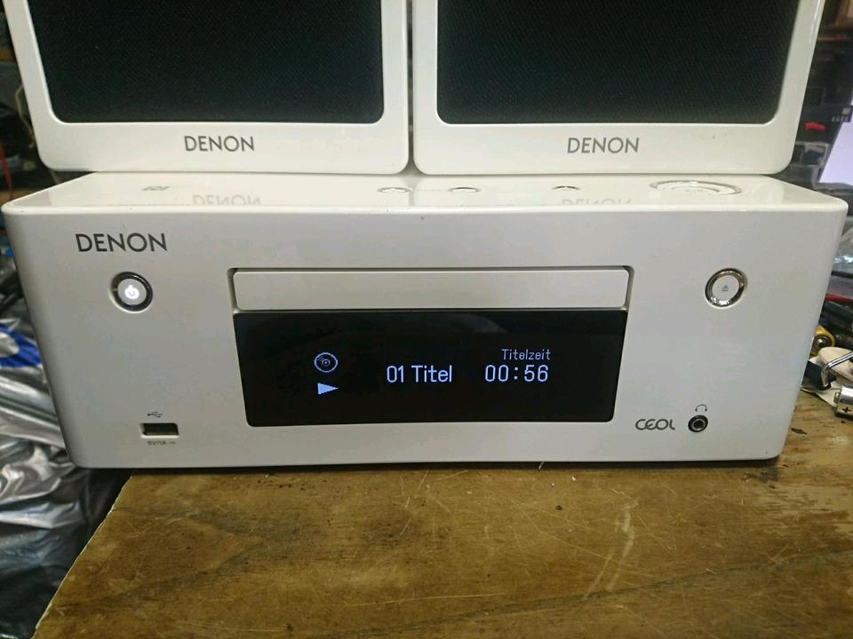 DENON CEOL RCD-N9, Netzwerk-Kompaktreceiver + 2 DENON Boxen