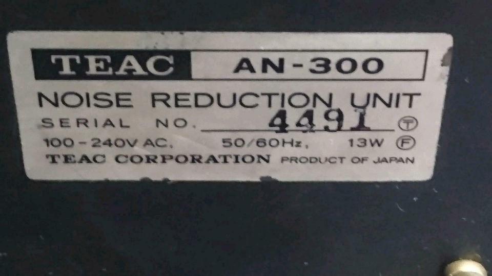 TEAC AN-300 NOISE REDUCTION UNIT, guter Zustand!